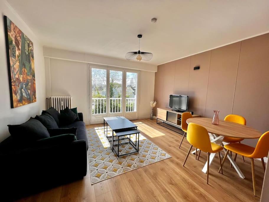 Апартаменты T2 Lumineux Refais A Neuf Avec Parking ! Лорьян Экстерьер фото
